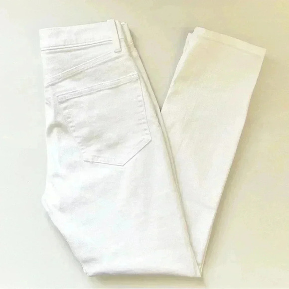 Gap High  Rise Slim Straight Leg Cigarette Jeans Button Fly White Denim Size 26 - Picture 13 of 14